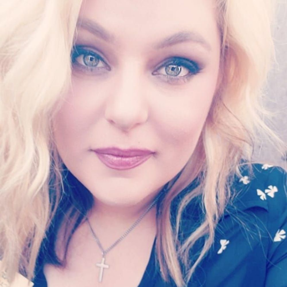 Meet your Posher, S'carlett